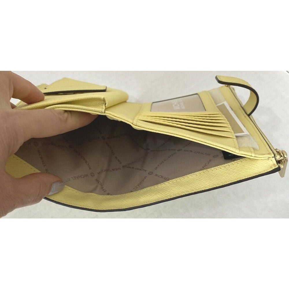 New Michael Kors Jet Set Travel Double zip wristlet Saffiano Leather Buttercup - Picture 4 of 6